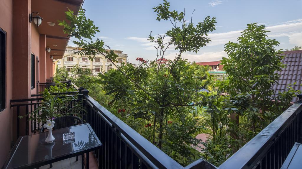 Kouprey Hotel Сиемрип Экстерьер фото